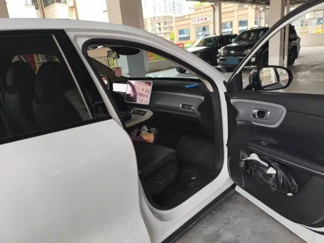 Changan Qiyuan Q05 — Фото автомобиля 19