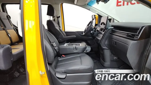 Hyundai Staria Новый Staria L3.5 Школьный автобус — Фото автомобиля 24