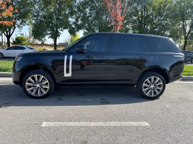Land Rover Range Rover — Фото автомобиля 16