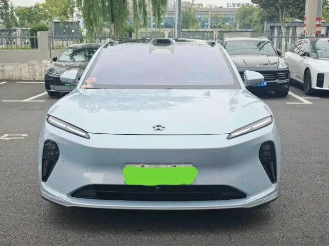 Nio ET5 — Фото автомобиля 2