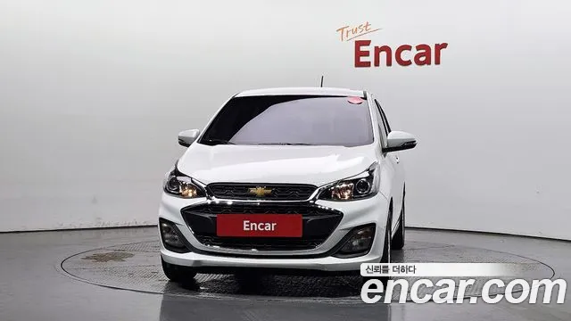 Chevrolet Spark — Фото автомобиля 3