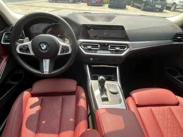 BMW 3 Series — Фото автомобиля 13