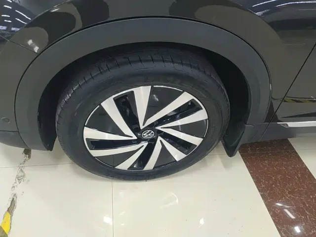 Volkswagen Talagon — Фото автомобиля 22