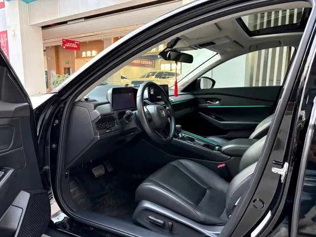 Honda Accord — Фото автомобиля 4
