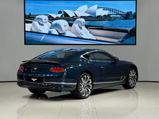 Bentley Continental — Фото автомобиля 4