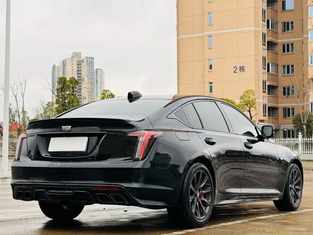 Cadillac CT5 — Фото автомобиля 8