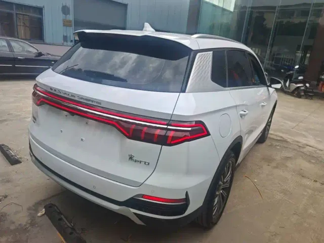 BYD Song Pro — Фото автомобиля 4