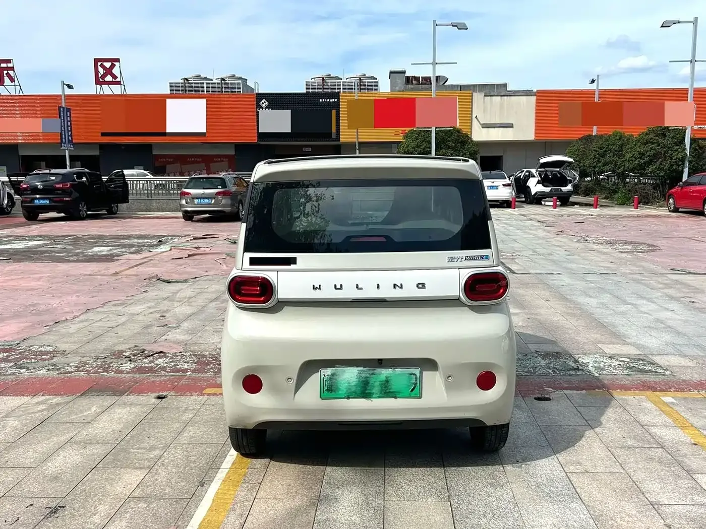 Wuling Motors Hongguang MINIEV 2024 3rd Generation 215km Youth Edition — Фото автомобиля 8