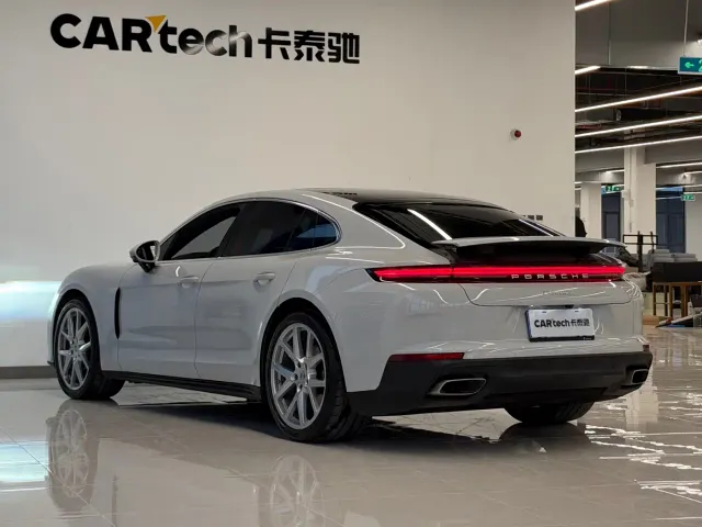 Porsche Panamera — Фото автомобиля 6