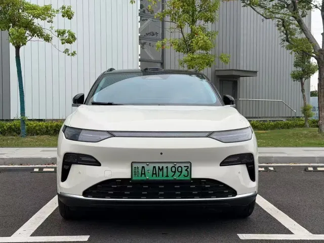 Leapmotor C11 — Фото автомобиля 2