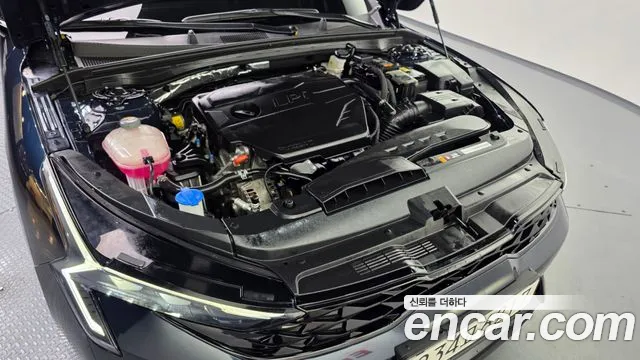 Kia K5 Новый K5 3 поколение 2.0 LPi(Для проката) — Фото автомобиля 6