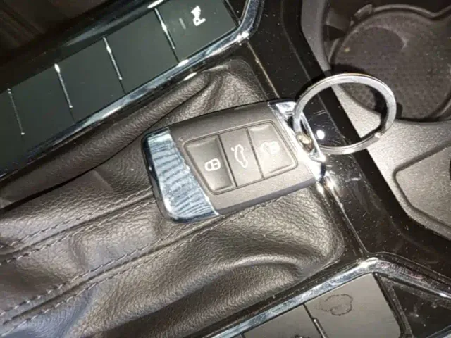 Volkswagen Passat — Фото автомобиля 8