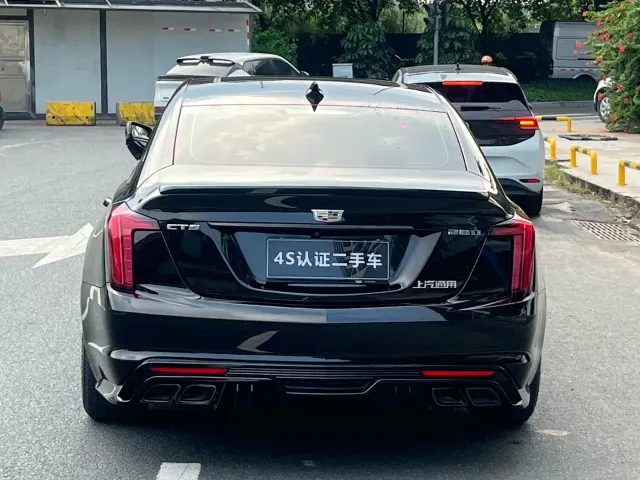 Cadillac CT5 — Фото автомобиля 6