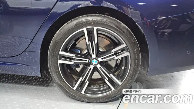 BMW 3-Series 3 серия (G20) 320i M Sport — Фото автомобиля 21