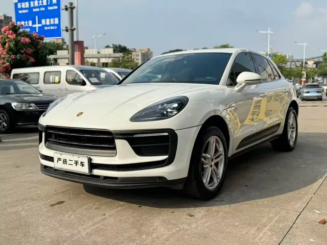 Фотография автомобиля — Porsche Macan