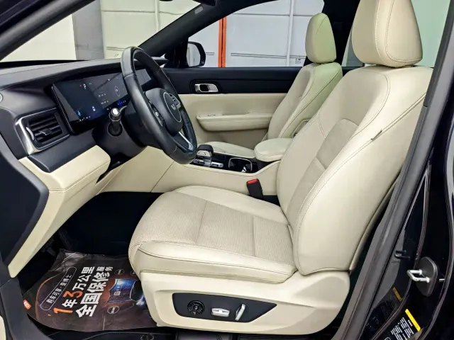 Li Auto ONE — Фото автомобиля 4