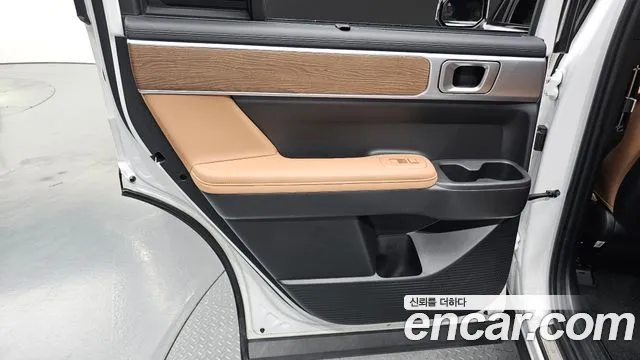 Hyundai Santafe — Фото автомобиля 24