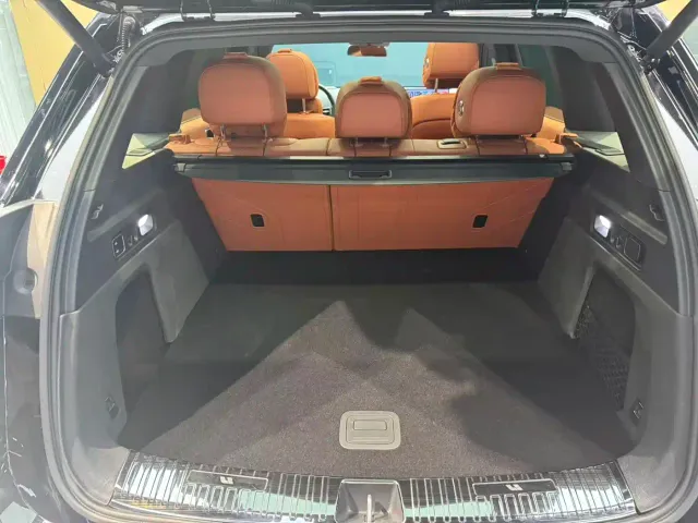 Li Auto L6 — Фото автомобиля 6