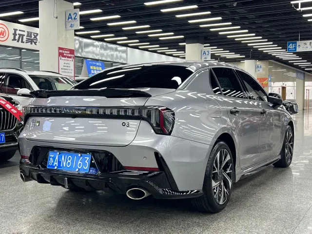 Lynk & Co 03 — Фото автомобиля 11