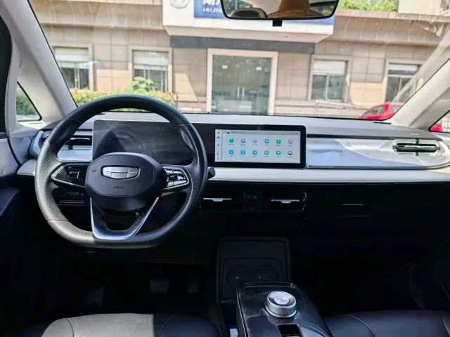 Geely Geometry E Firefly — Фото автомобиля 10