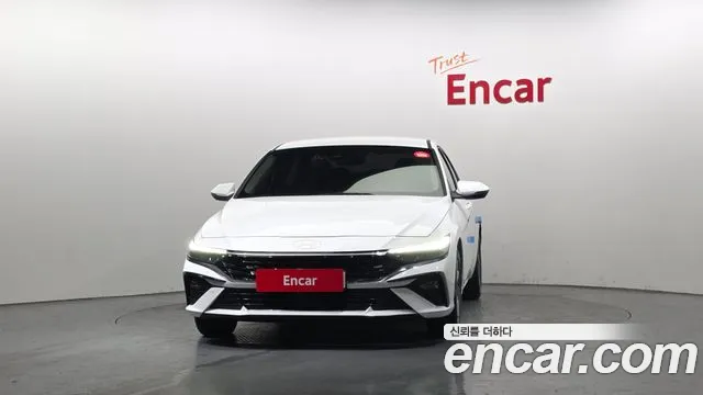 Hyundai AVANTE Modern — Фото автомобиля 3