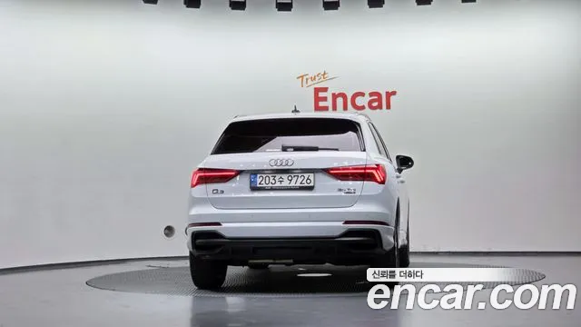 Audi Q3 F3 — Фото автомобиля 4