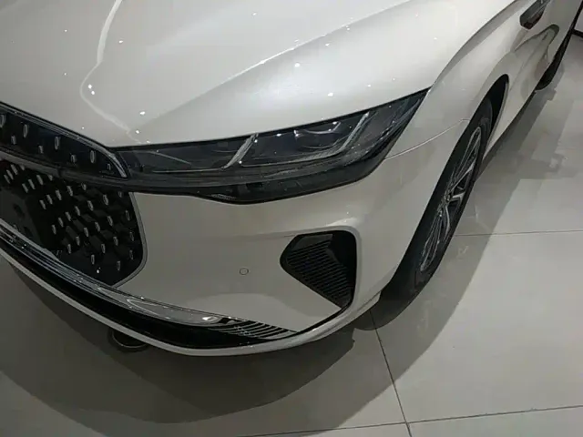 Lincoln Z — Фото автомобиля 23
