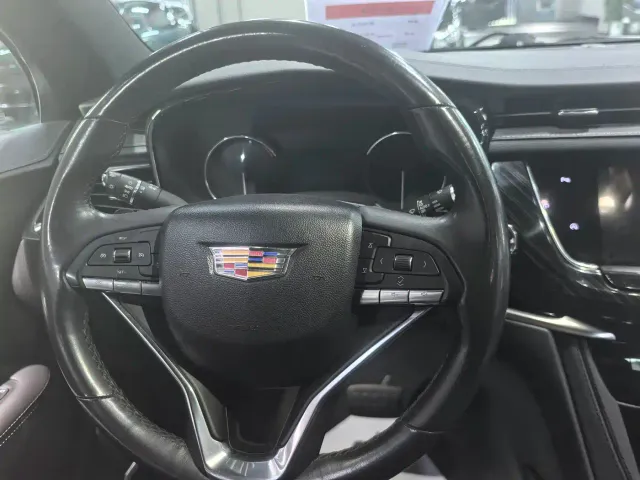 Cadillac XT6 — Фото автомобиля 16