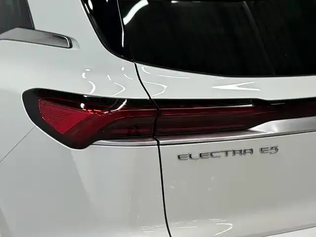 Buick E5 — Фото автомобиля 12