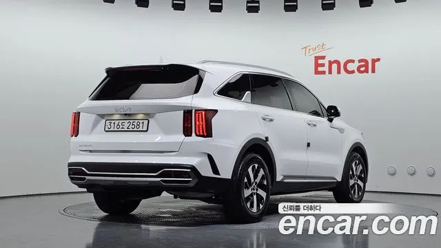 Kia Sorento Sorento 4-е поколение Дизель 2.2 2WD — Фото автомобиля 2