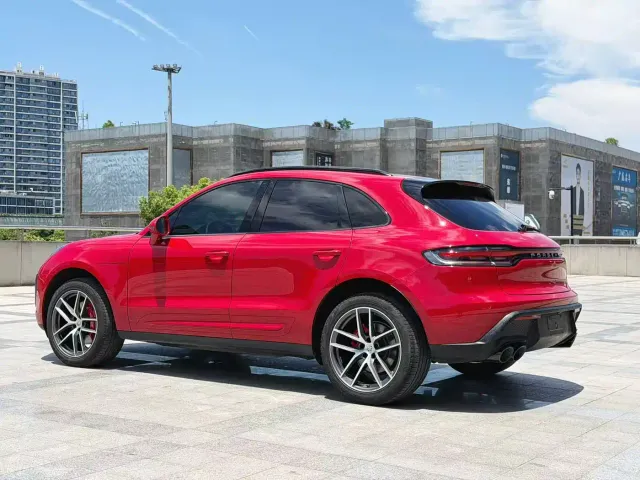 Porsche Macan — Фото автомобиля 13