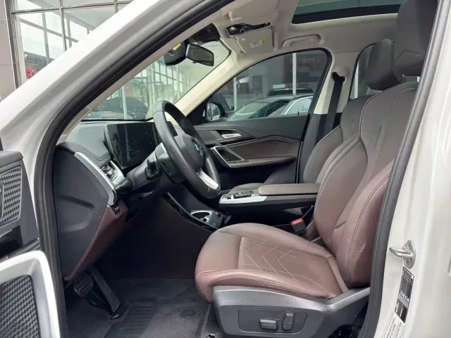 BMW X1 — Фото автомобиля 4