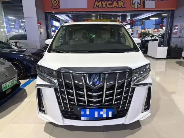 Toyota Alphard — Фото автомобиля 2