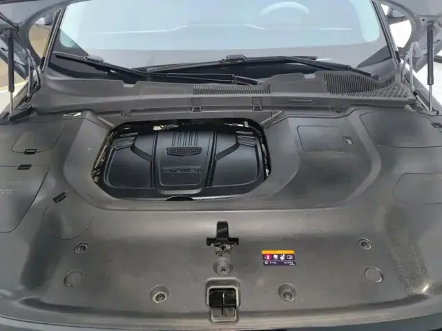 Geely ICON — Фото автомобиля 10
