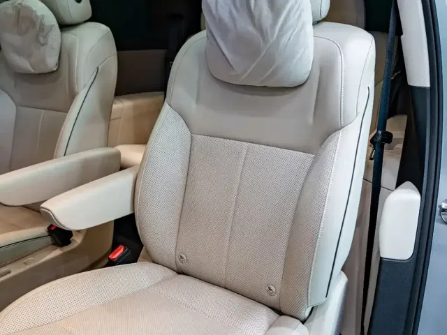 Li Auto Li i8 2025 Standard Edition — Фото автомобиля 22