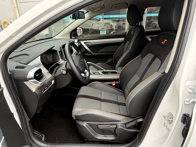 Geely Binyue — Фото автомобиля 14