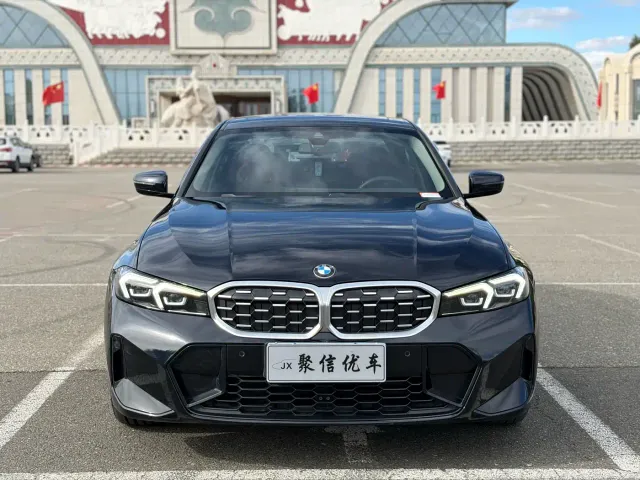 BMW 3 Series — Фото автомобиля 2