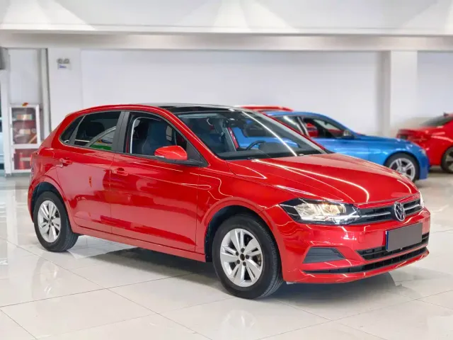 Volkswagen Polo — Фото автомобиля 3