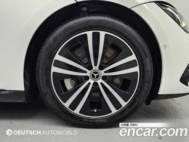 Mercedes-Benz EQE V295 — Фото автомобиля 5