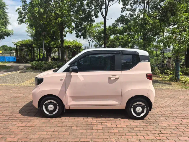 Wuling Hongguang Mini EV — Фото автомобиля 3