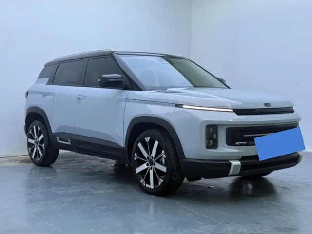 Geely ICON — Фото автомобиля 3