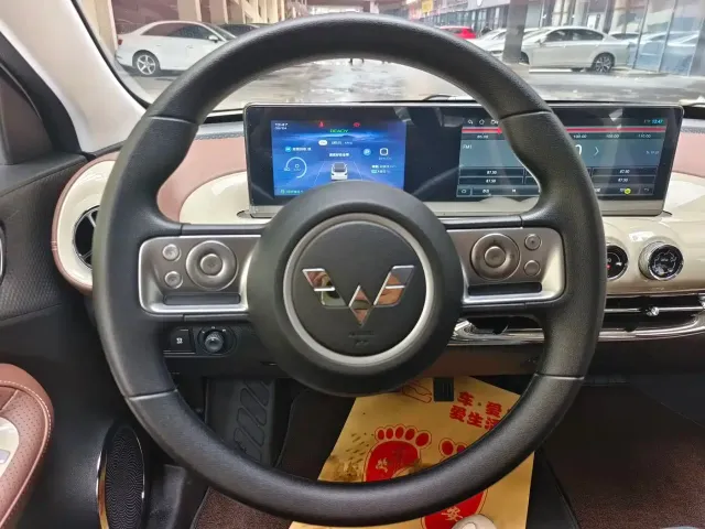 Wuling Bingo — Фото автомобиля 16