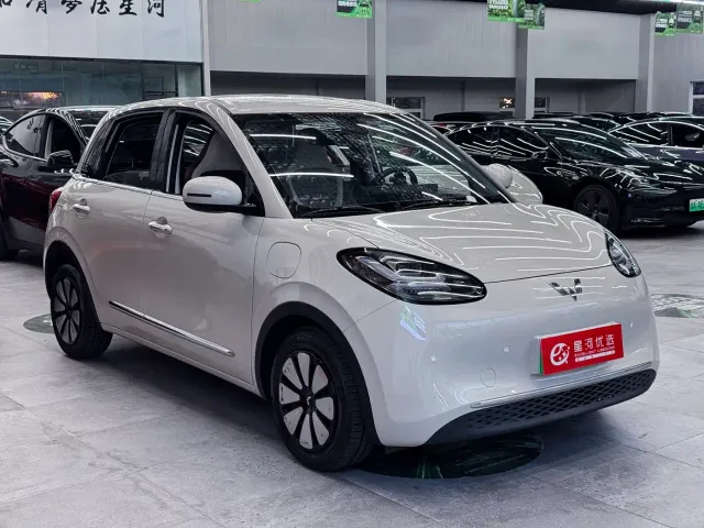Wuling Bingo — Фото автомобиля 3
