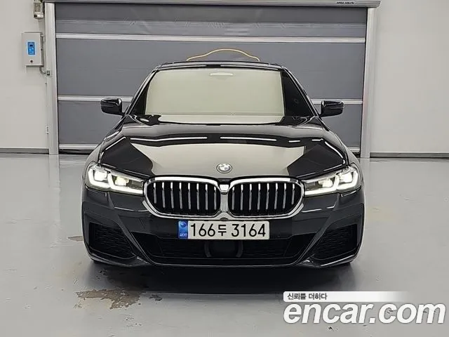 BMW 5 Series G30 — Фото автомобиля 2