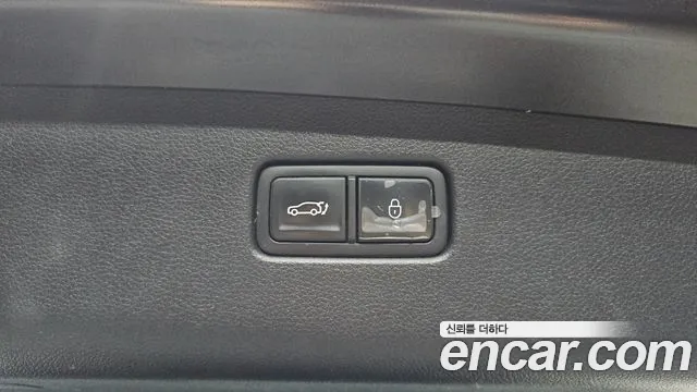 Genesis GV70 2.5T Бензин 2WD — Фото автомобиля 17