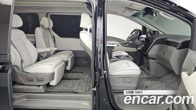 Hyundai Staria Staria 4WD Lounge 7 мест — Фото автомобиля 22