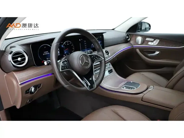 Mercedes-Benz E-Class — Фото автомобиля 6