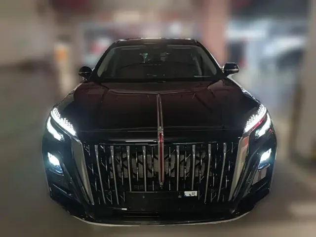 Hongqi HS3 PHEV — Фото автомобиля 4