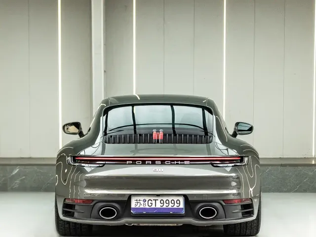 Porsche 911 — Фото автомобиля 6