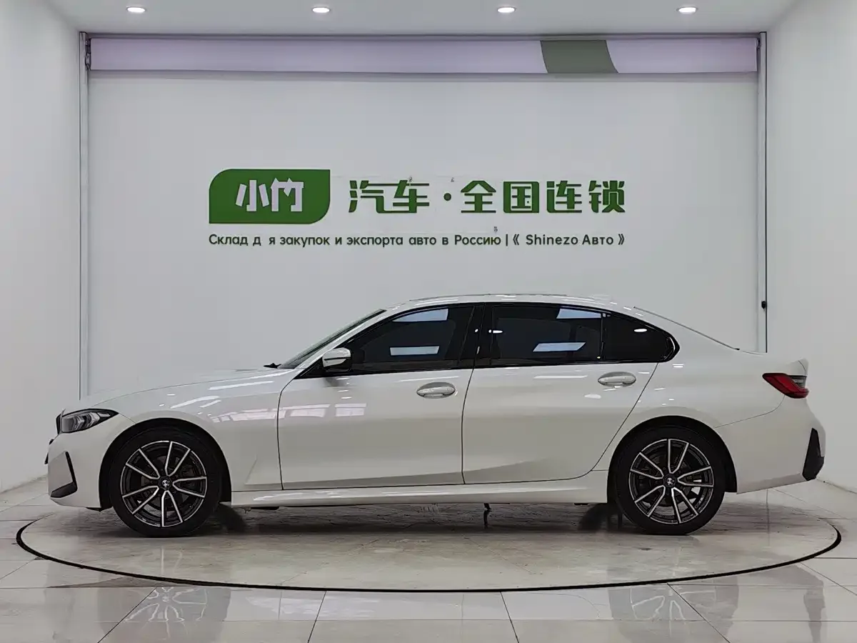 BMW BMW 3 Series 2023 320Li M Sport Package — Фото автомобиля 5